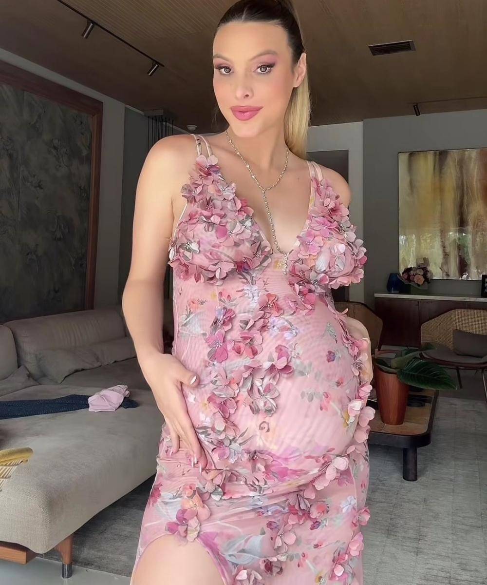 Potret Lele Pons Selama Kehamilan sampai Melahirkan (6).jpg