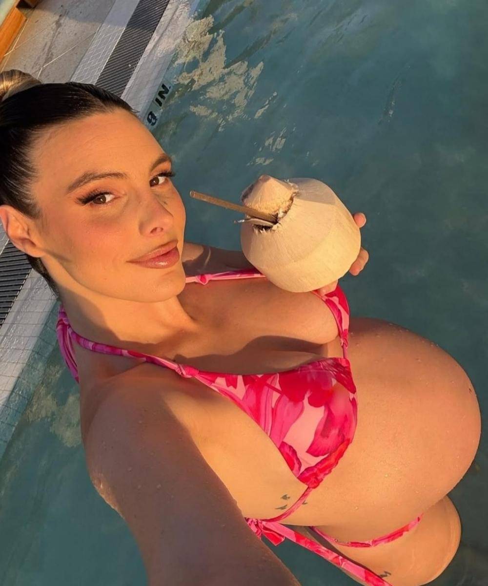 Potret Lele Pons Selama Kehamilan sampai Melahirkan (8).jpg