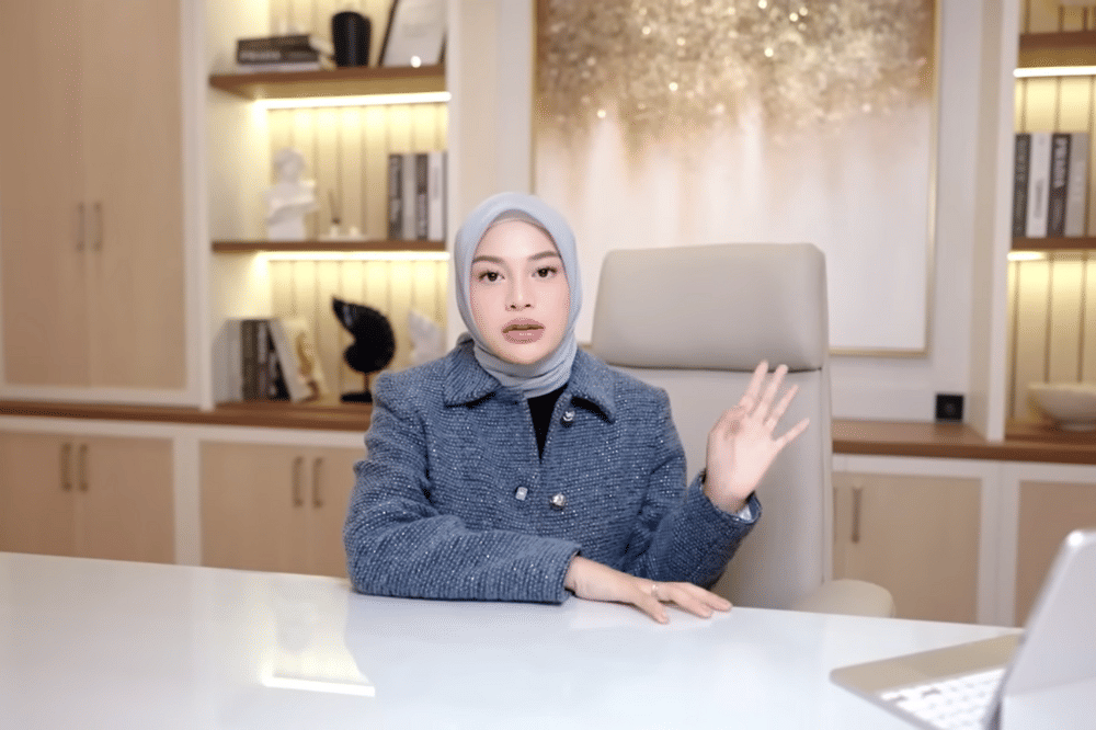 Foto Ruang Kerja Aurel Hermansyah