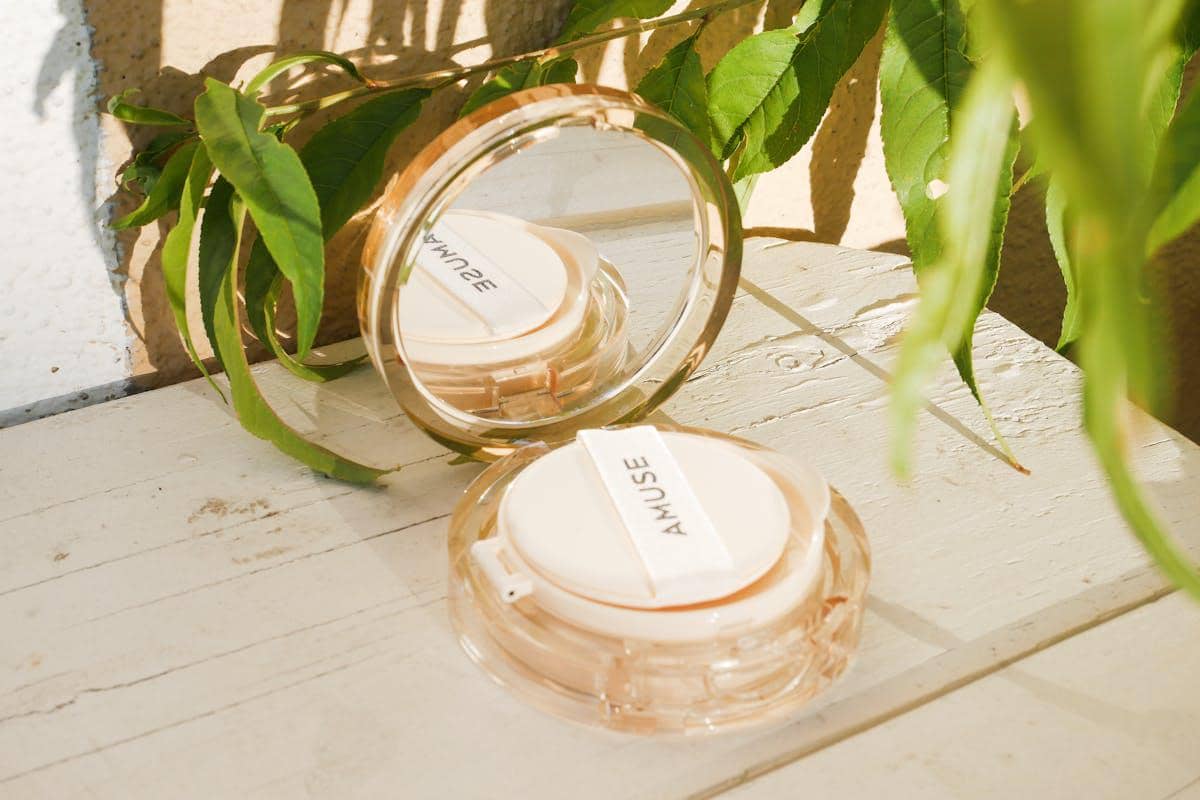 Tutorial Makeup Natal Soft Natural, Bikin Wajah Fresh Seharian!