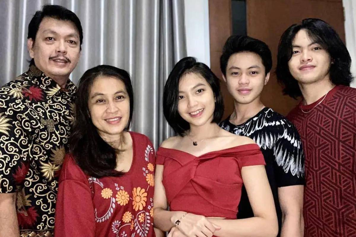 Fakta Keluarga Shania Gracia JKT48