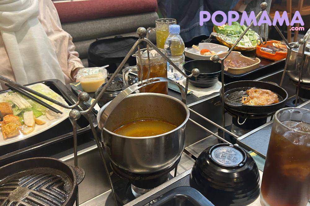 Menu makanan Raa Cha