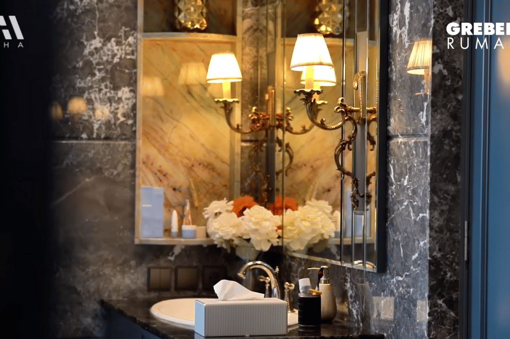 Foto Kamar Mandi di Rumah Dokter Reza Gladys