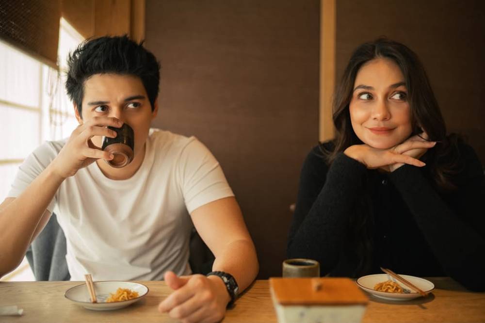 Cara Ikut Kondangan Online Resepsi Kedua Luna Maya dan Maxime Bouttier
