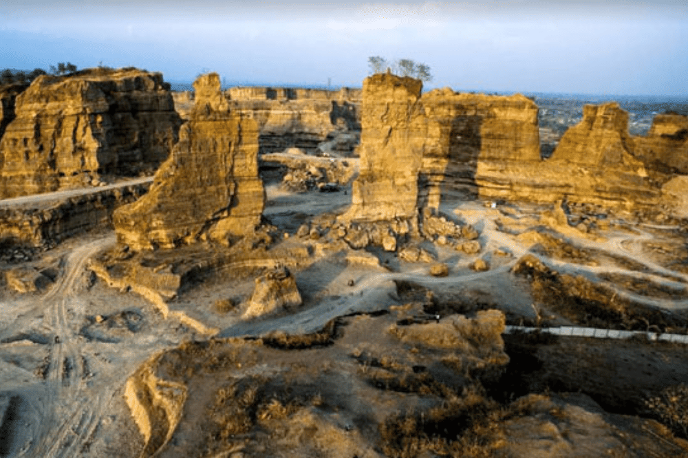 32 Tempat Wisata Alam di Jawa Tengah Terdekat, Tinggal Pilih! (4).png