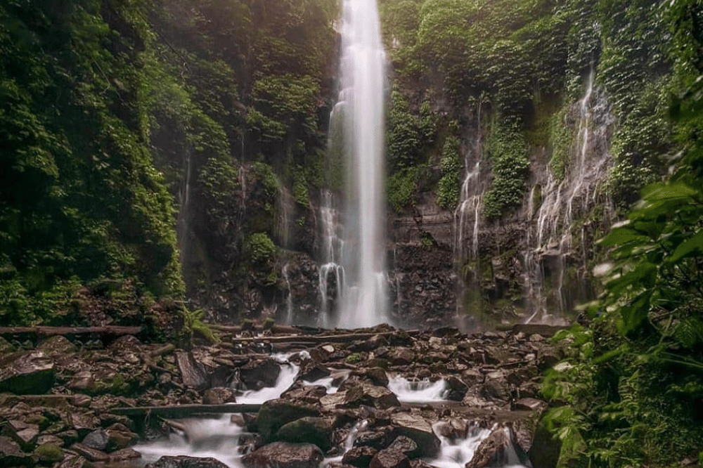32 Tempat Wisata Alam di Jawa Tengah Terdekat, Tinggal Pilih! (8).png