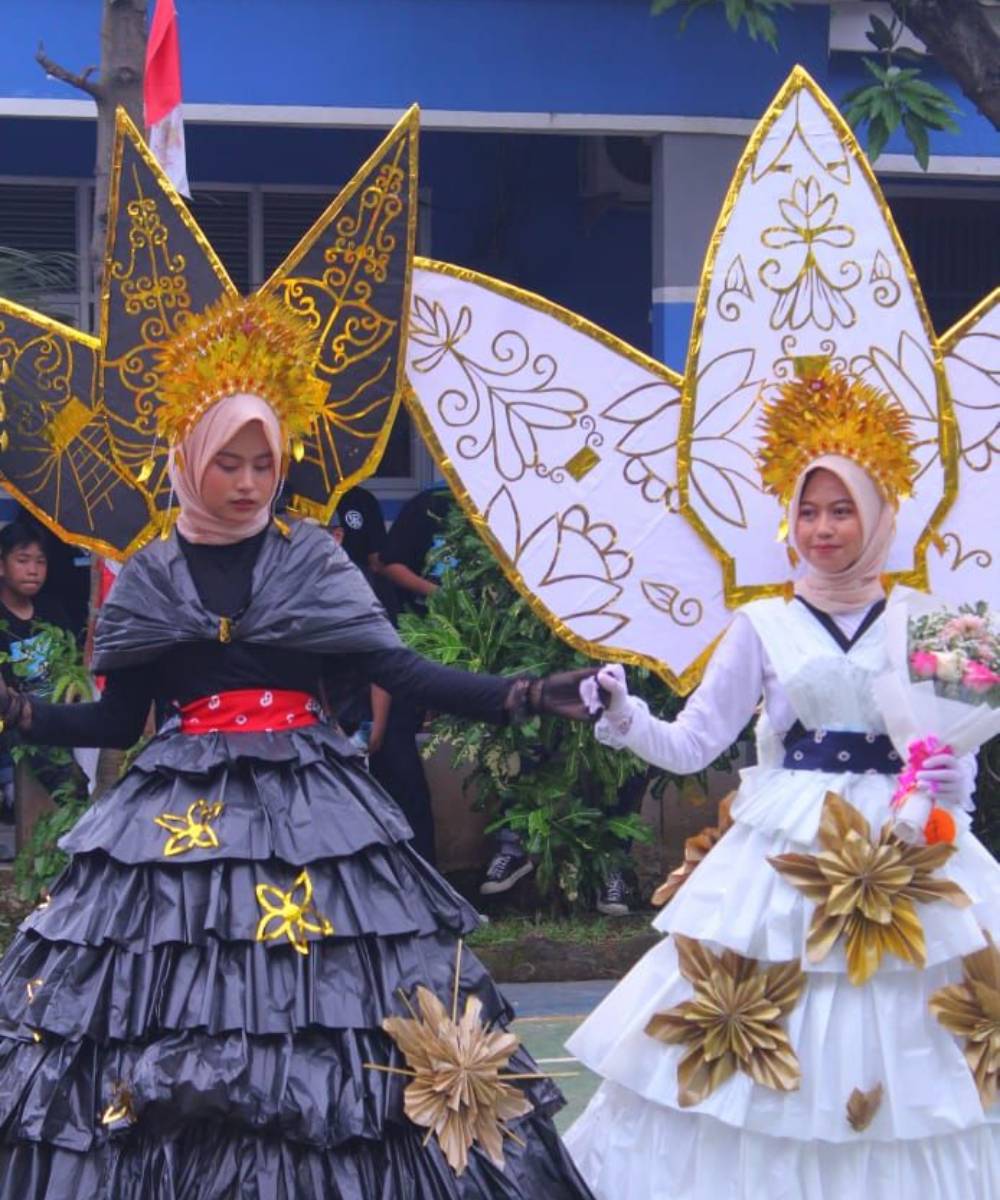 Kostum tema kebudayaan