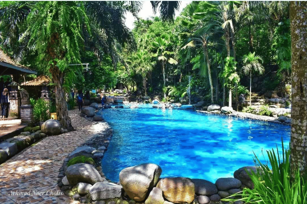 32 Tempat Wisata Alam di Jawa Tengah Terdekat, Tinggal Pilih! (28).png