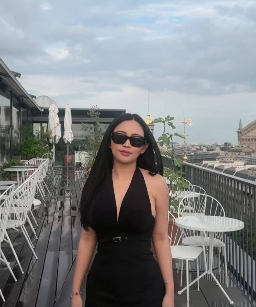 Rachel Vennya Tampil Stylish Saat Liburan di Eropa, Intip Yuk! (2).jpg