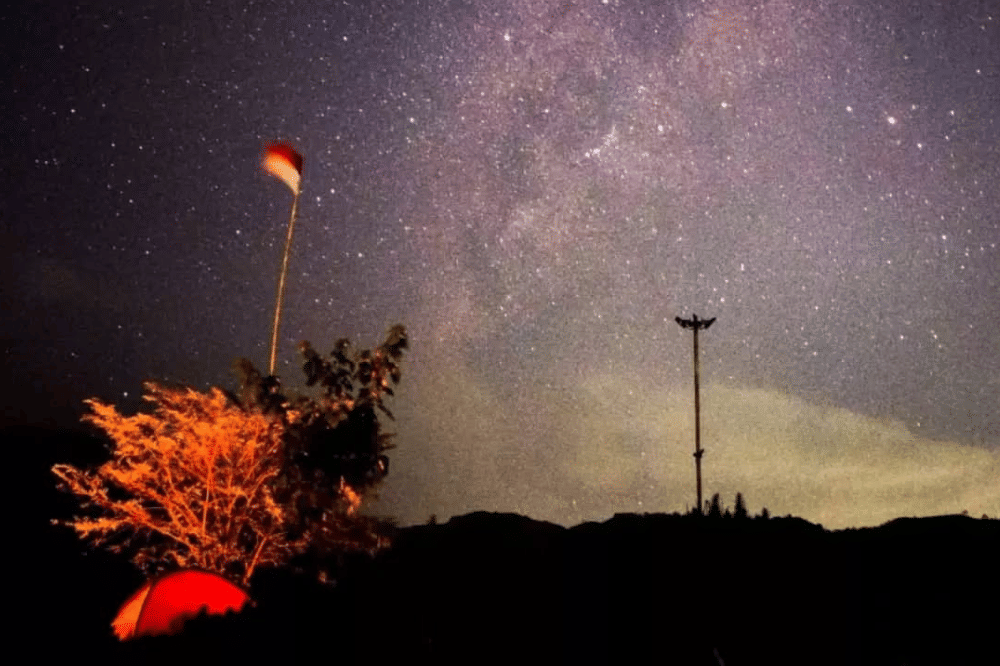 12 Tempat Wisata Alam di Kuningan Terdekat, 4 Jam dari Jakarta! (6).png