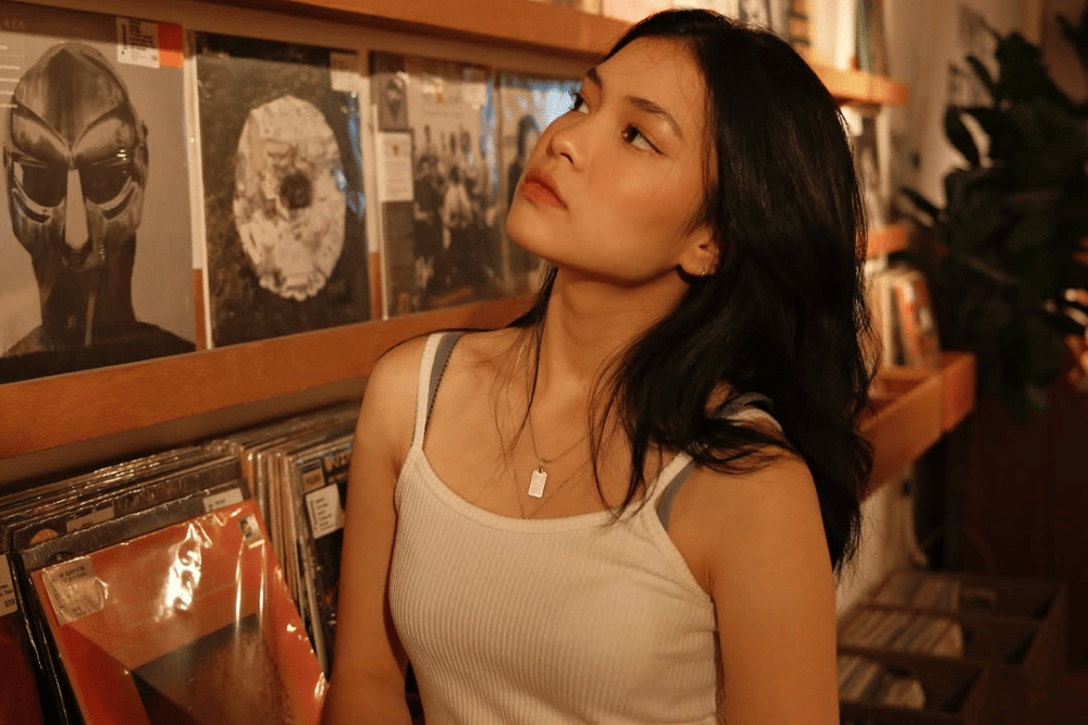 Lirik Lagu 'Seiring' Jasmine Nadya, Soundtrack Film Bertaut Rindu 3.png