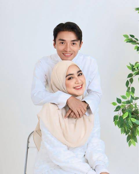 Artis Indonesia Menikah dengan Fans
