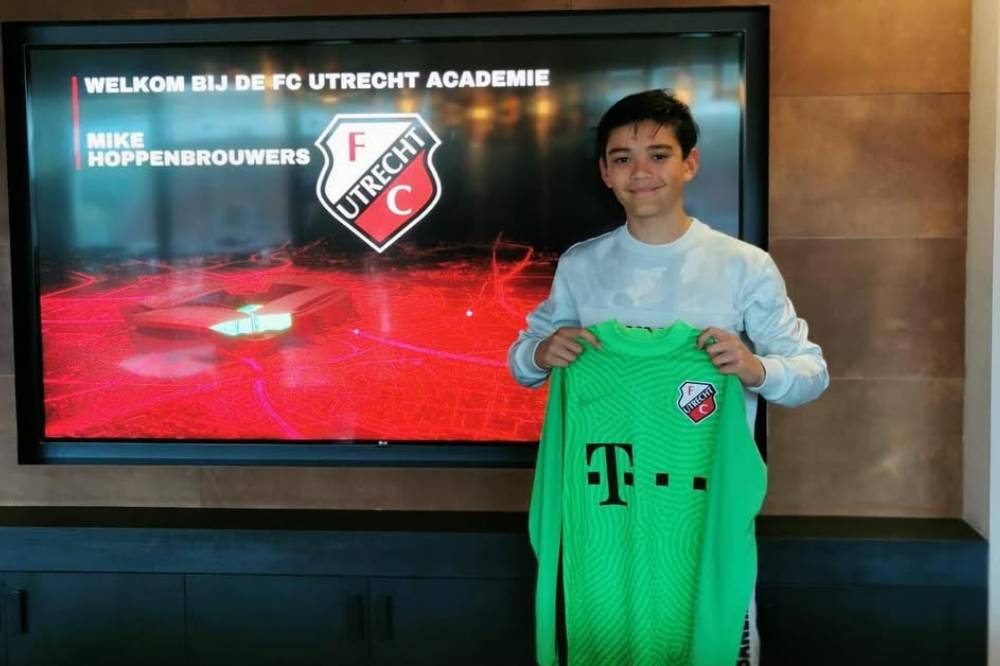 Fakta Keluarga Mike Rajasa Hoppenbrouwers