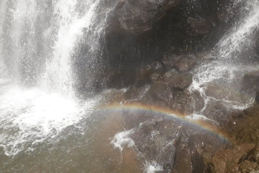 12 Tempat Wisata Alam di Kuningan Terdekat, 4 Jam dari Jakarta! (6).png