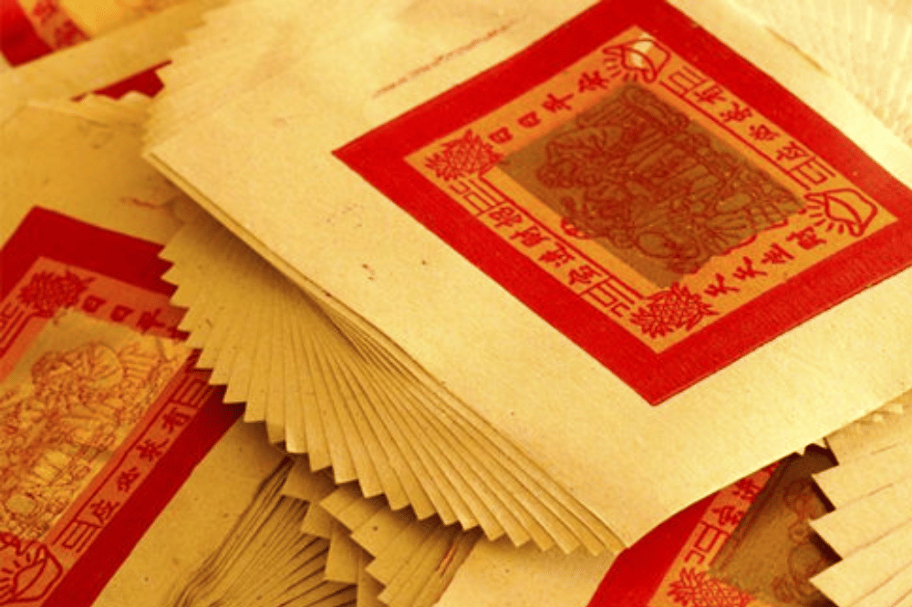 Fakta Larangan Pindah Rumah saat Ghost Month, Ini Alasannya