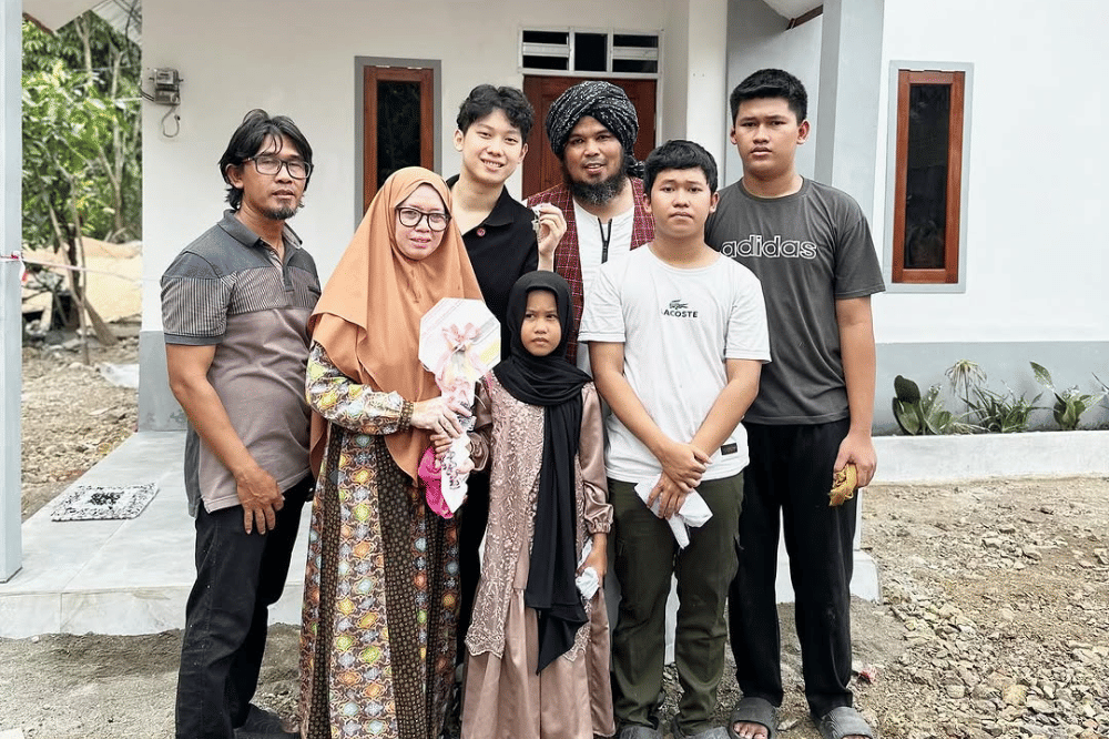 Willie Salim bantu bangun rumah keluarga tidak mampu di Yogyakarta