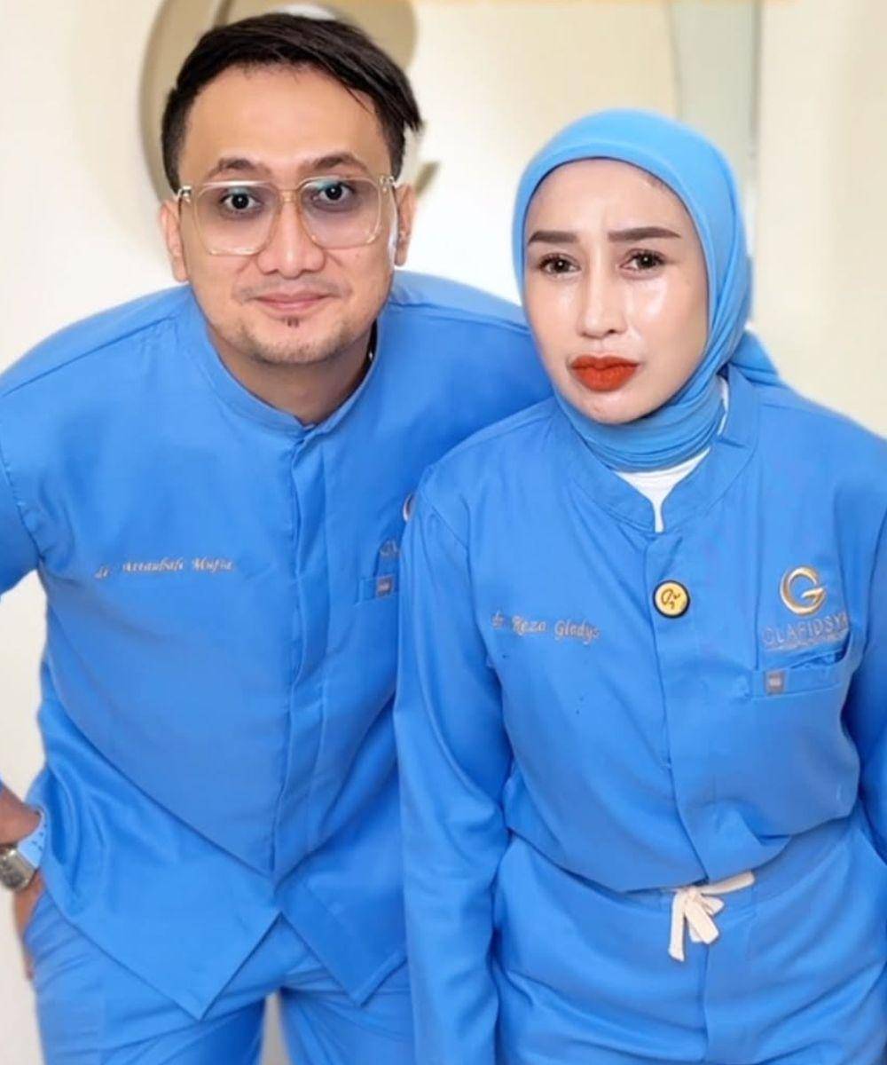 Attaubah Mufid, Suami dr. Reza Gladys