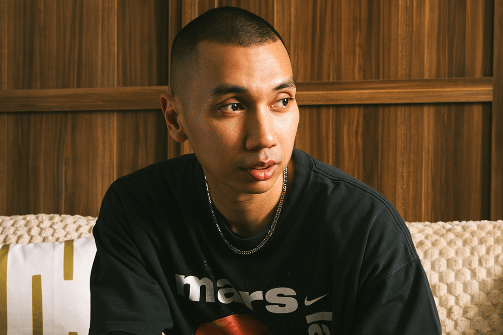 Rayi Putra Tampilkan Sisi Lainnya yang Romantis di Single ‘Istriku’ 1.png