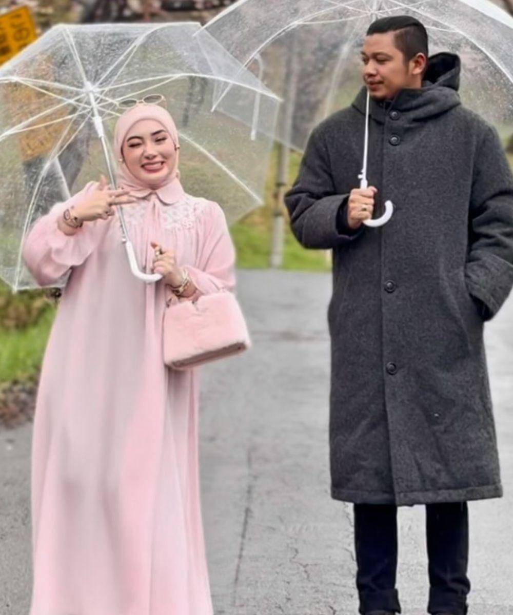 Achmad Fitra Budiman, Suami Shella Saukia