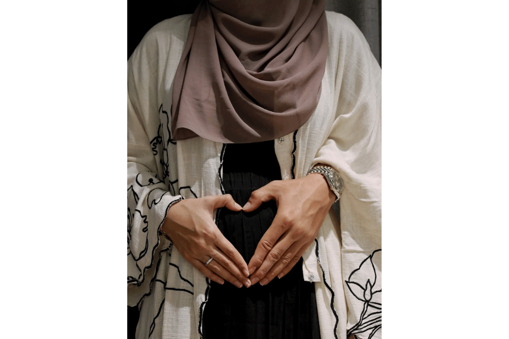 Instagram.com/adiba.knza