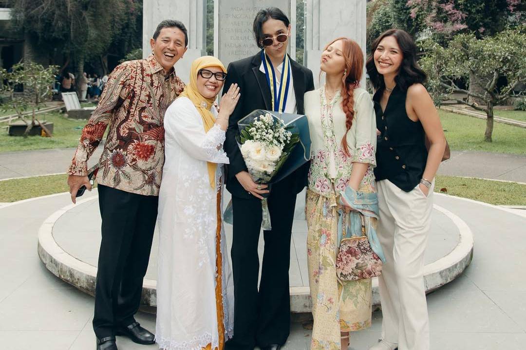 Biodata Faishal Tanjung Suami Nadin Amizah 1.jpg