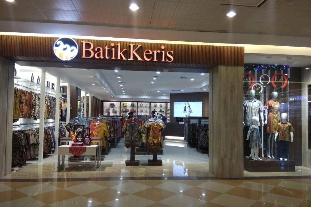 Merek Baju Merah Putih Stylish untuk Rayakan Agustusan (3).jpg