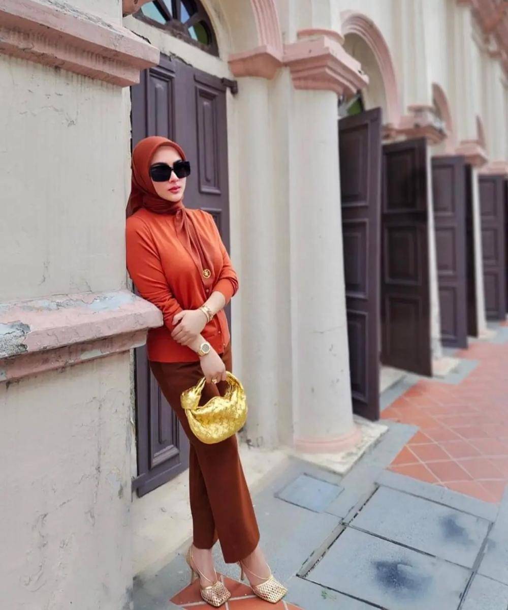 Merek dan Harga Tas Syahrini 7.jpg