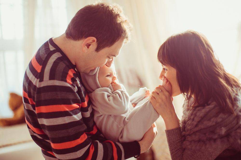 Tugas Suami setelah Istri Melahirkan Menurut Ustaz Adi Hidayat