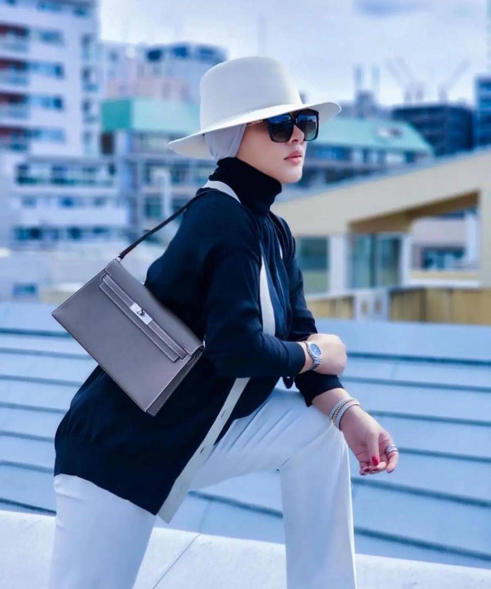 Merek dan Harga Tas Syahrini 9.jpg