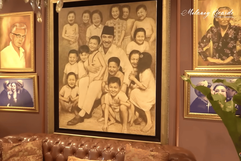 3 Jenis Koleksi di Rumah Yuni Shara, Jadi Dekorasi Estetik