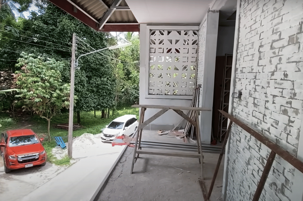 Fakta Jirayut Bangun Rumah Baru di Thailand