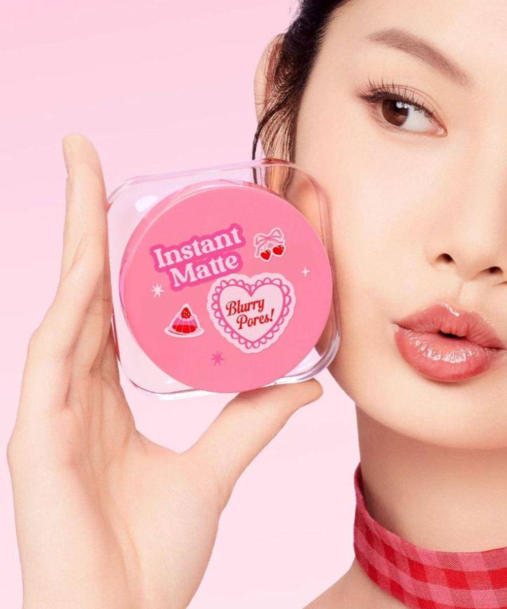 Glad 2 Glow Perfect Blur & Cover Loose Powder: Bikin Makeup Flawless Seharian!