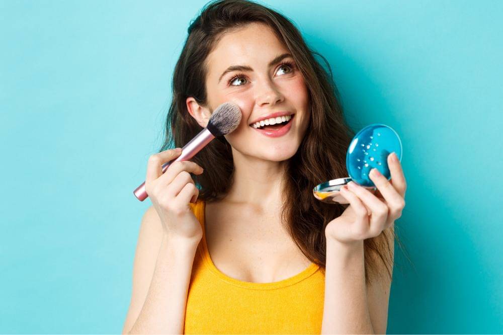 5 Rekomendasi Cushion Anti Kilap untuk Kulit Berminyak Tahan Seharian.jpg