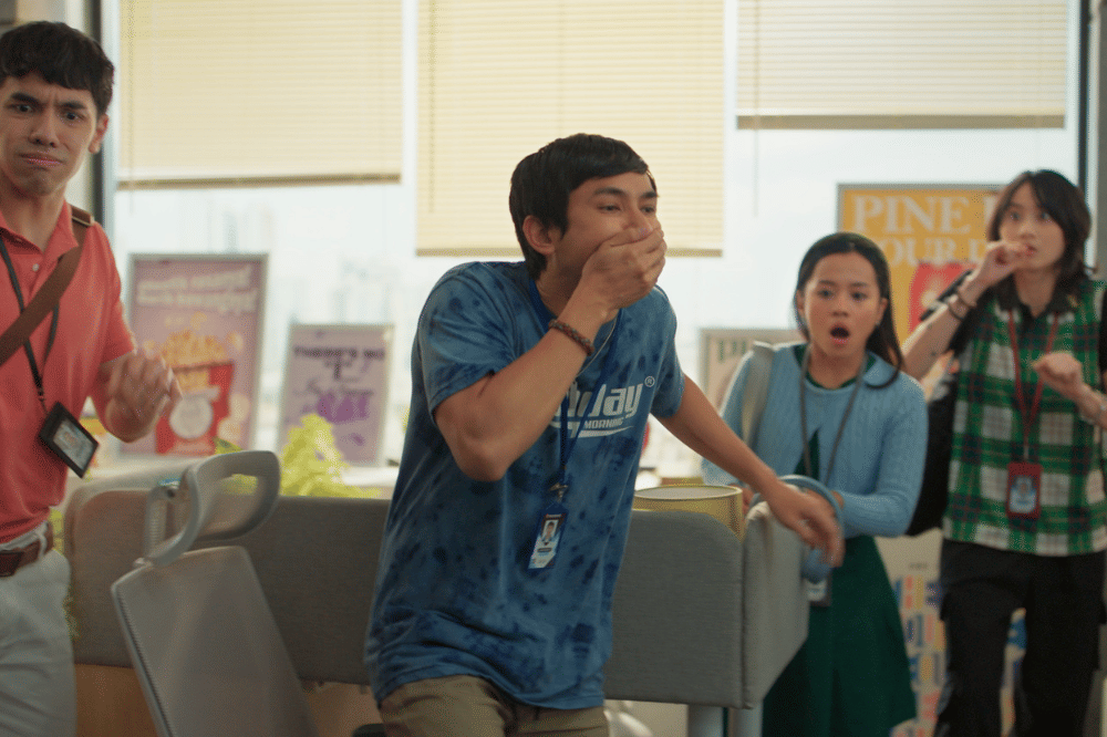 Fakta Karakter Omara Esteghlal di Film Tinggal Meninggal