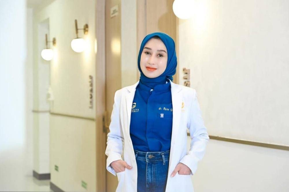 Intip Daftar Brand Kecantikan Milik Reza Gladys!.jpg