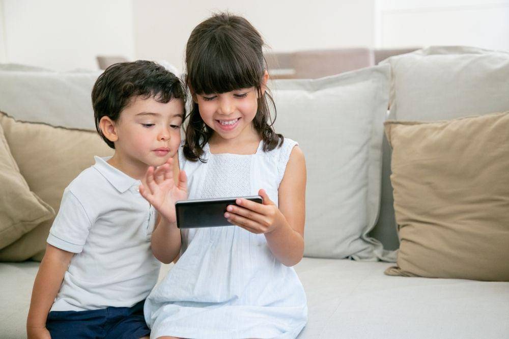Kids playing game online