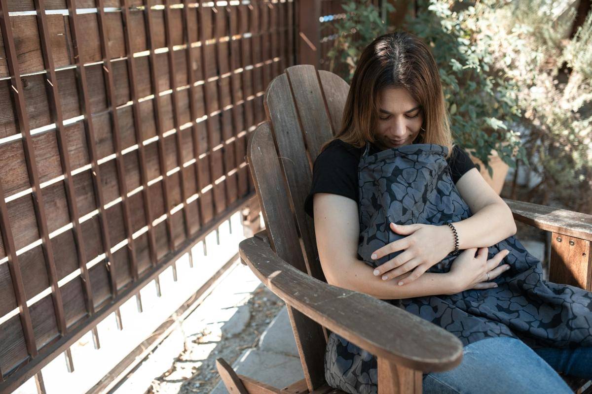 Ilustrasi posisi nyaman saat menyusui (pexels.com/RDNE Stock project)