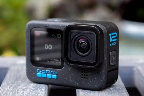 7 Daftar Kamera Helm Terbaik untuk Motovlogger, Review Lengkap!