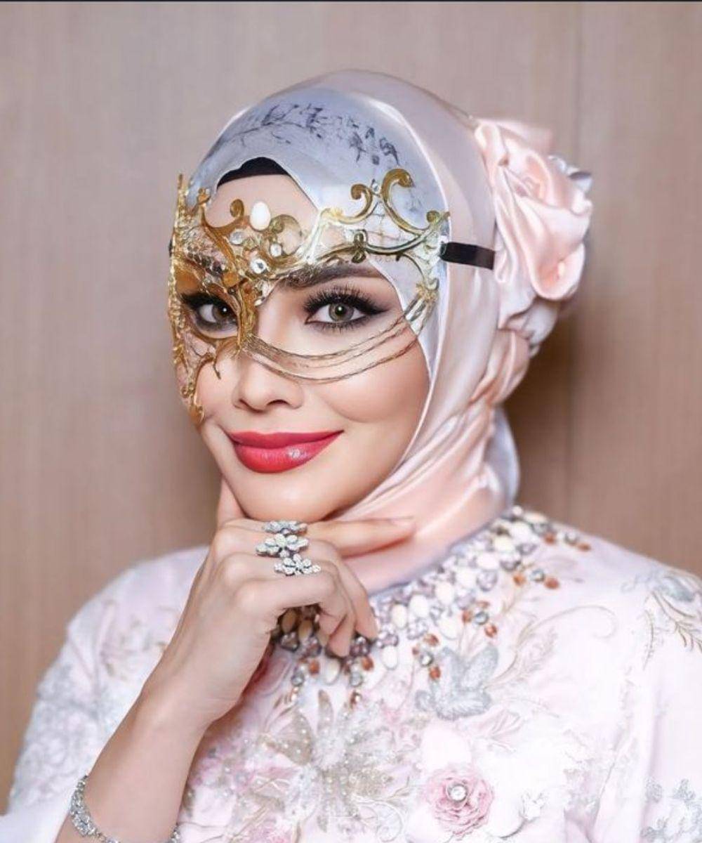 Gaya Doktif saat Jadi Saksi di Persidangan Nikita Mirzani, Nyentrik!