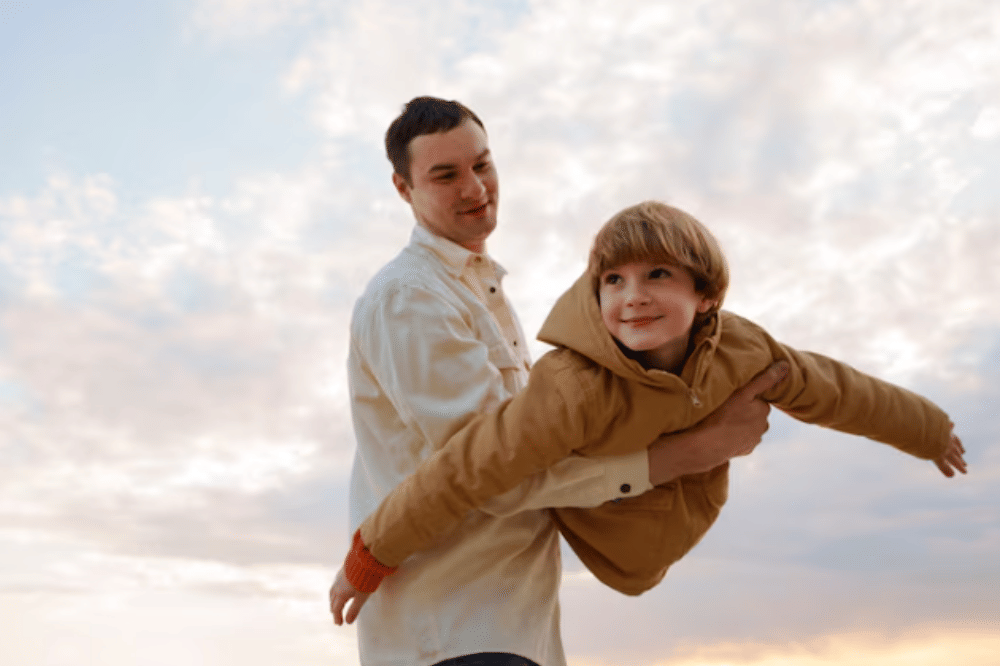 Peran Papa di Setiap Tahap Usia Anak, dari Bayi hingga Remaja