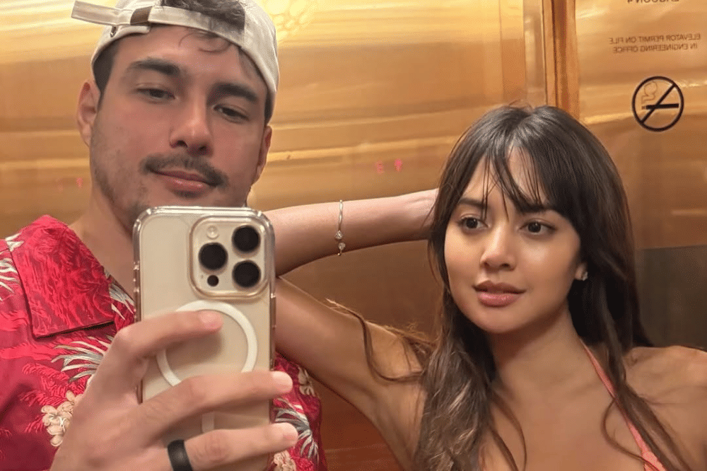 Foto Aurélie Moeremans Babymoon Bersama Suami 7.png