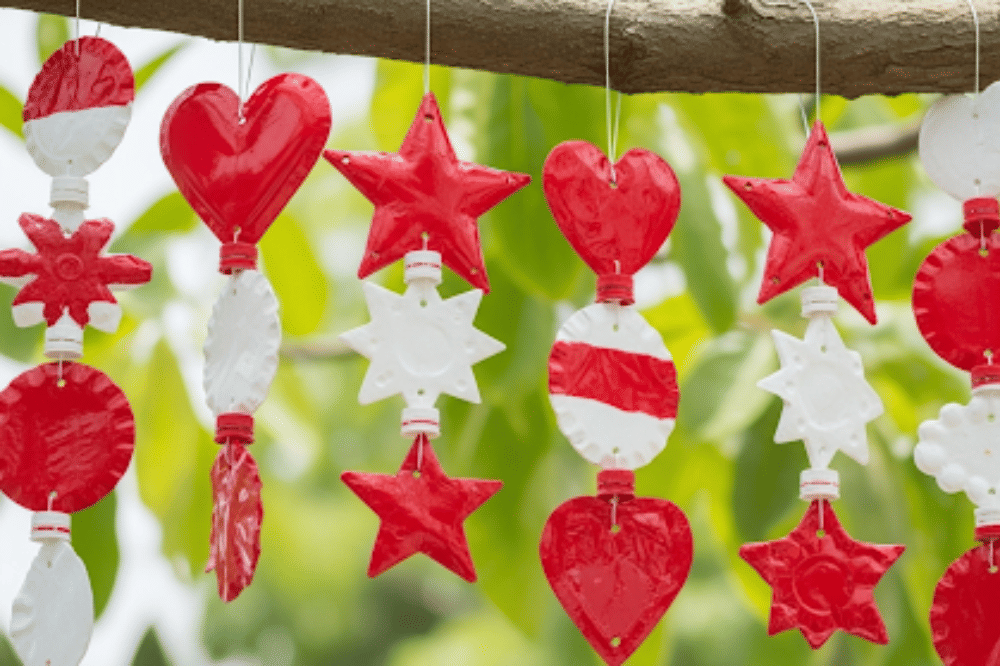 Ide DIY Dekorasi 17 Agustus dari Botol Bekas