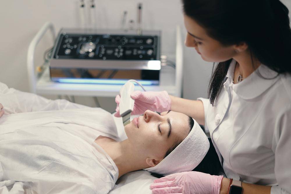 Rekomendasi Klinik Kecantikan di Kelapa Gading, Mama Wajib Tahu! (3).jpg