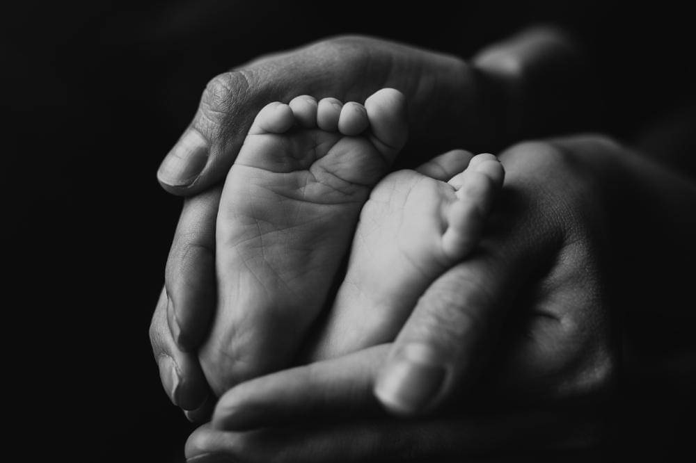 Ibu ini Melahirkan di WC Umum, Bayi Meninggal Dunia!.jpg