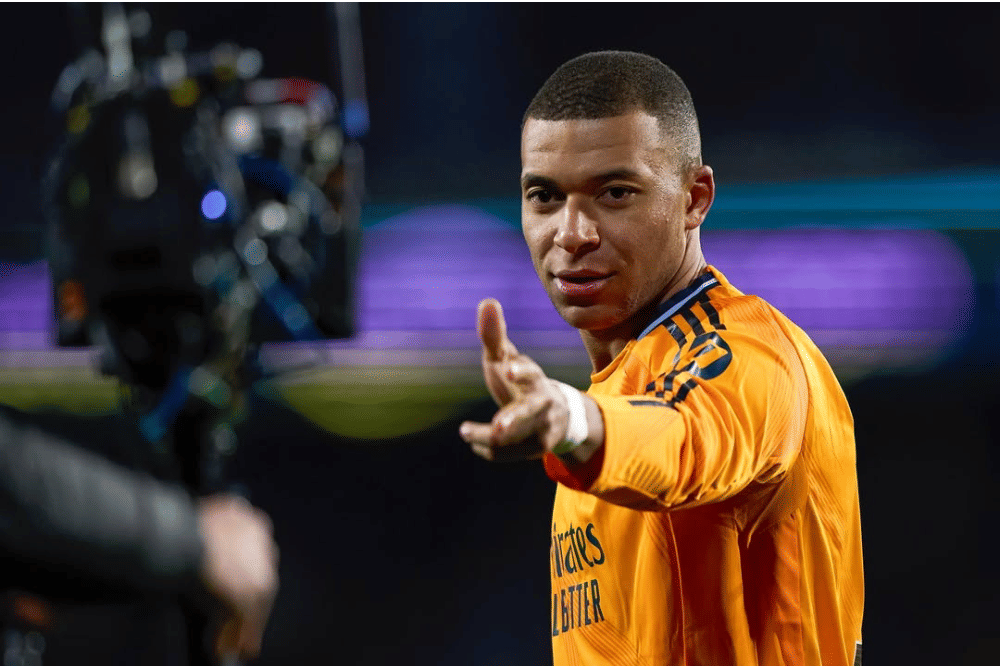 Fakta Keluarga Kylian Mbappé