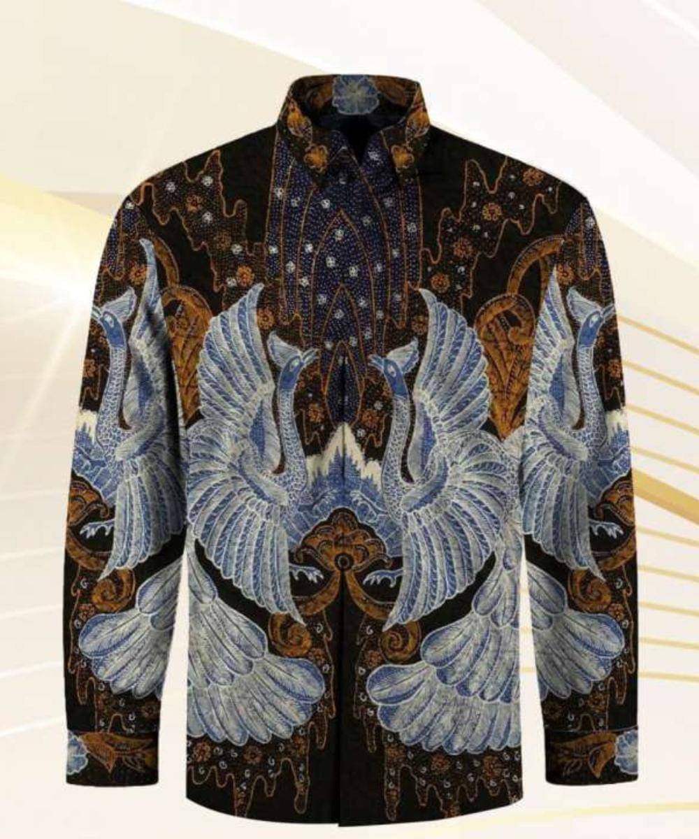 7 Pilihan Batik Pria yang Stylish untuk Merayakan 17-an (5).jpg