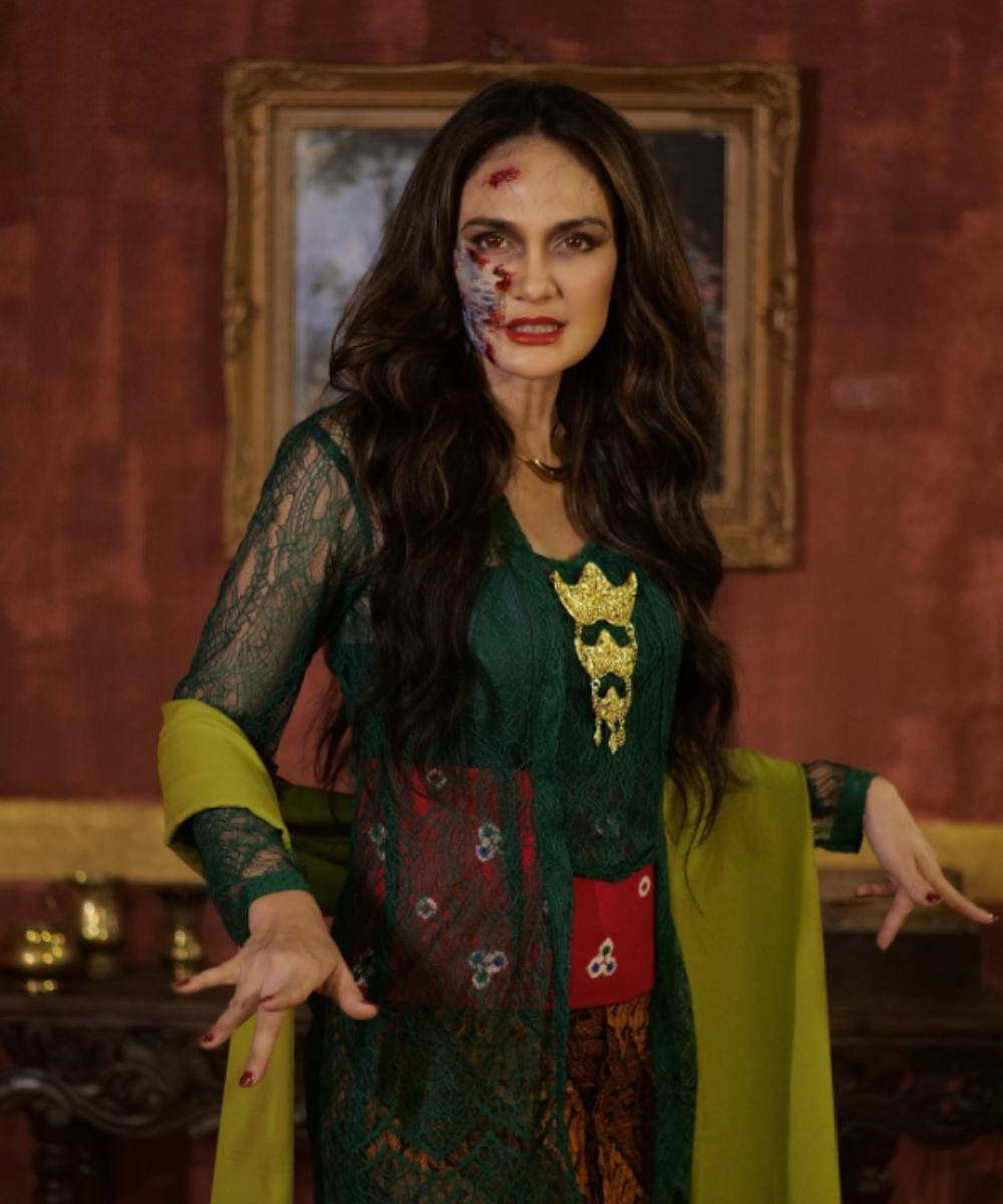 Genap Berusia 42 Tahun, Intip Potret Luna Maya dari Debut hingga Kini