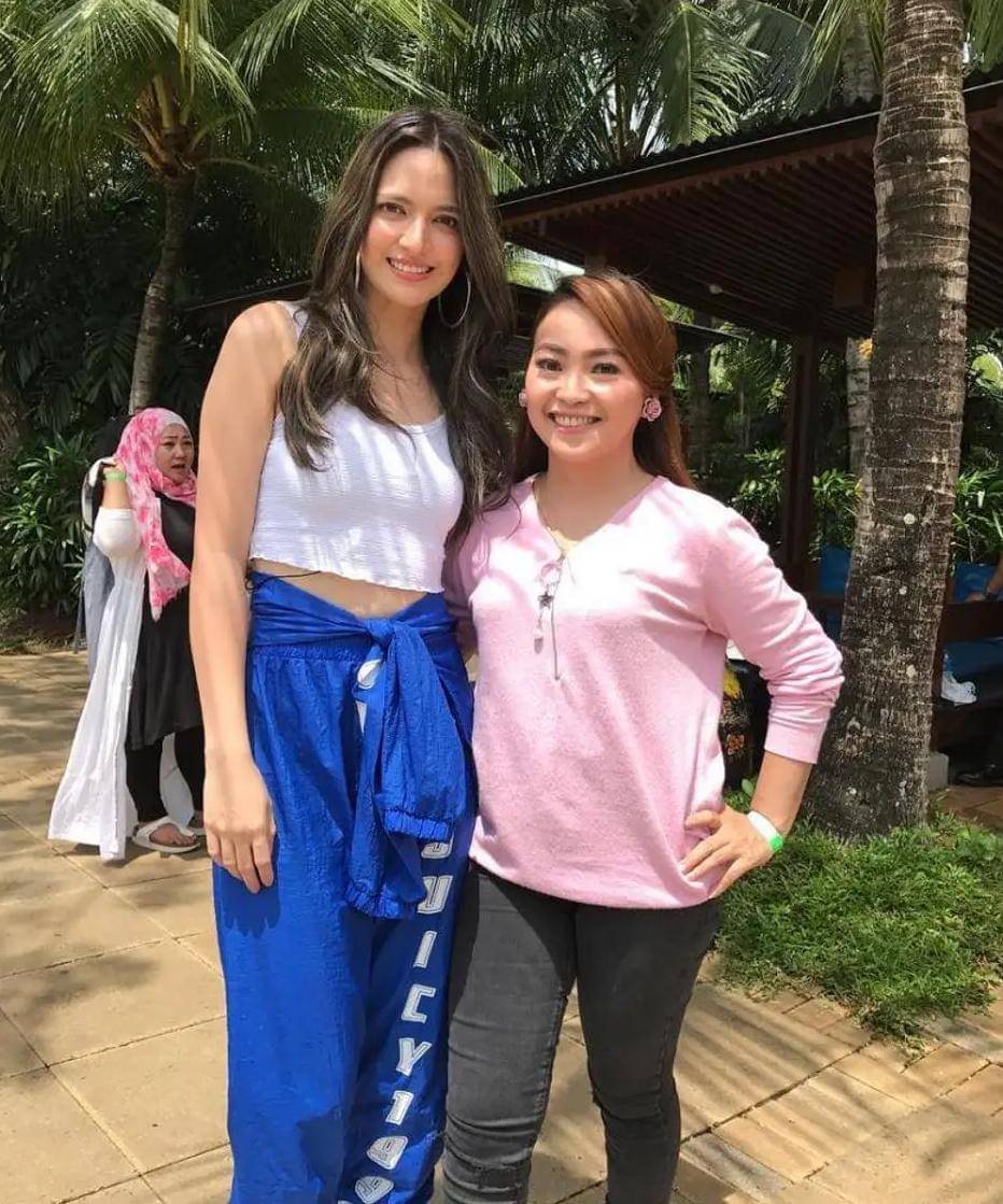 Foto Kenangan Mpok Alpa bareng Artis