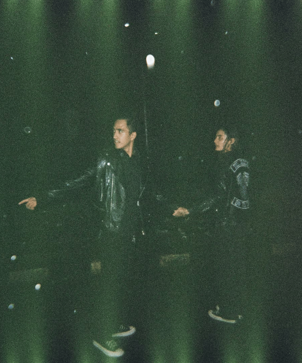 Foto Rachquel Nesia Dilamar di Kuburan