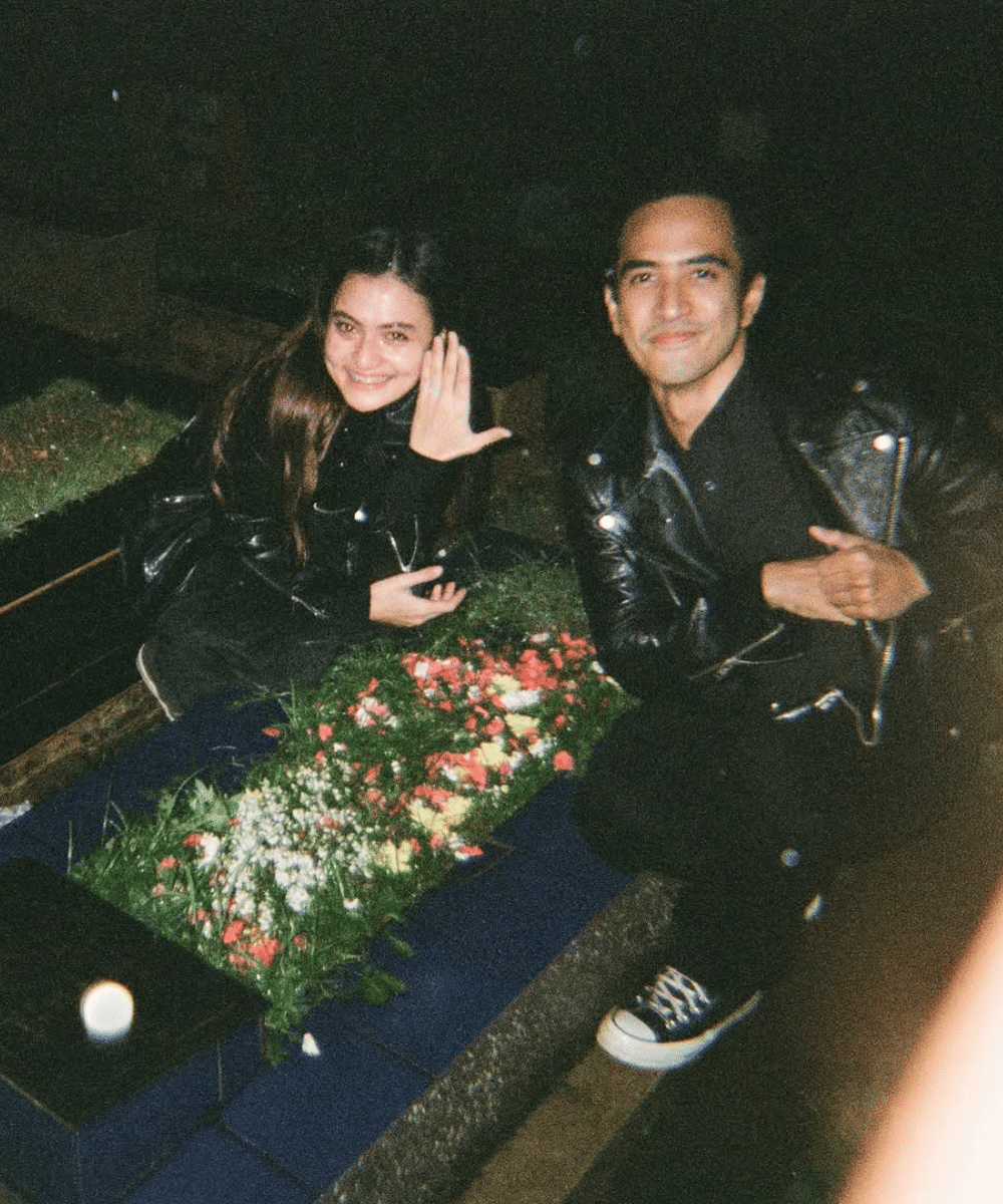 Foto Rachquel Nesia Dilamar di Kuburan